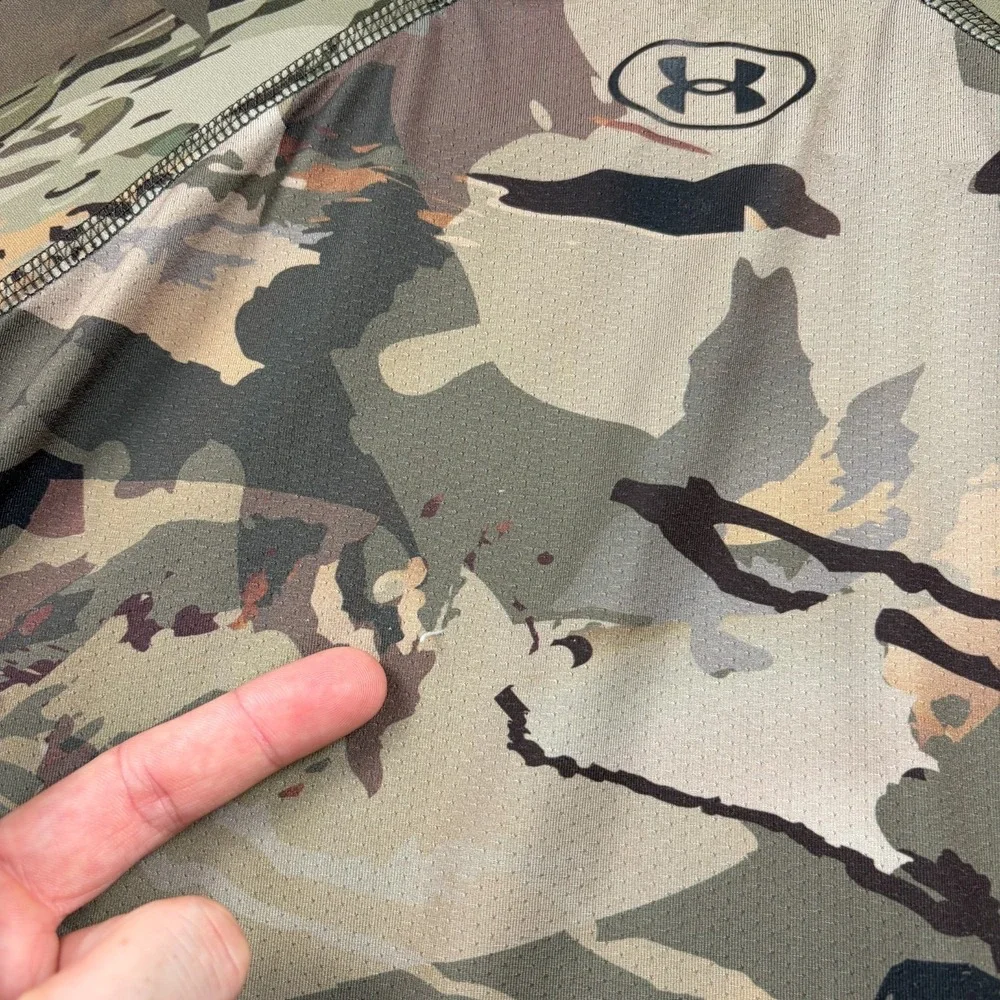 Under Armour Shirt Mens Medium Camo Iso Chill Brush Line Short Sleeve Loose Fit
